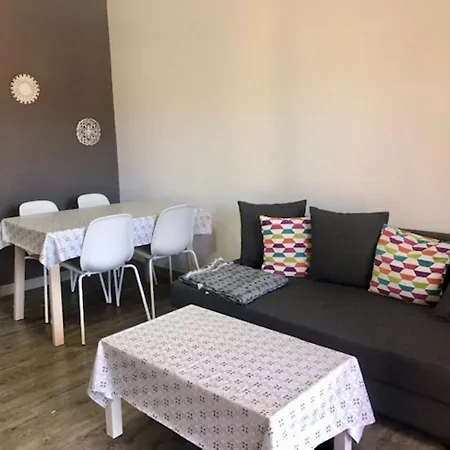 Bueno Esperanza Apt *